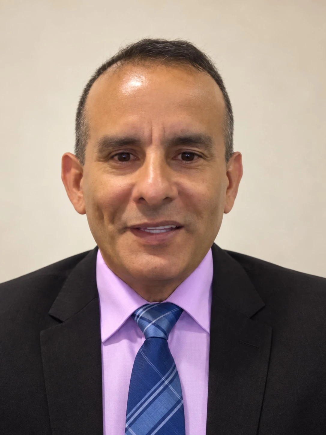 Dr. Ronilson Mendes